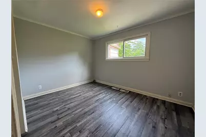 15 Buck Road, Middletown, RI 02842 - Photo 8