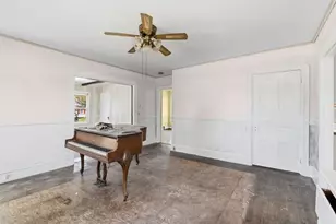 128 Arnold St, Lincoln, RI 02865 - Photo 2