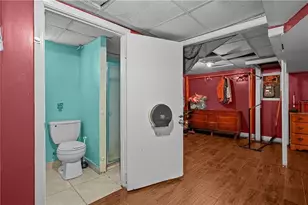 44 Winthrop Ave, Providence, RI 02908 - Photo 22