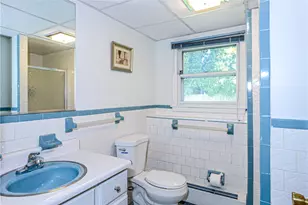 45 North Ave, Providence, RI 02906 - Photo 24