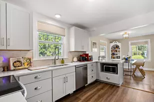 147 Evarts St, Newport, RI 02840 - Photo 8
