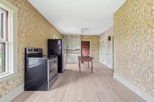 14 Wood Ave, Narragansett, RI 02882 - Photo 42
