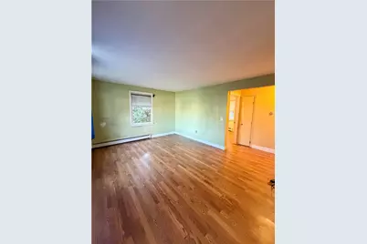 11 Pawtucket Avenue, Bristol, RI 02809 - Photo 6