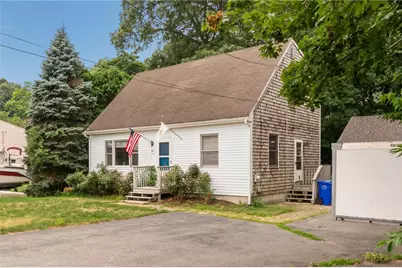 11 Pawtucket Avenue, Bristol, RI 02809 - Photo 2