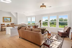 71 Cliff Dr, Narragansett, RI 02882 - Photo 34