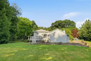 285 Angell Rd, Lincoln, RI 02865 - Photo 12