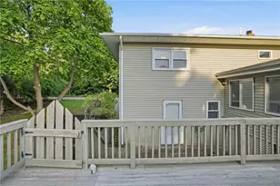 285 Angell Rd, Lincoln, RI 02865 - Photo 10
