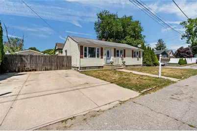 5 Gail Avenue, Cranston, RI 02905 - Photo 4