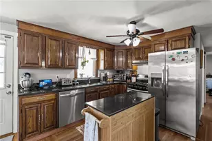 5 Gail Ave, Cranston, RI 02905 - Photo 12