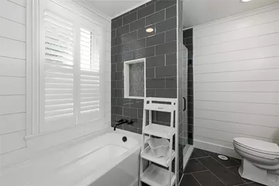 8 Cross Street #1, Newport, RI 02840 - Photo 18