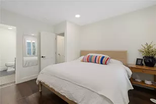 8 Cross St, Newport, RI 02840 - Photo 16