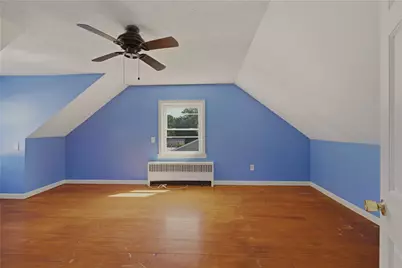 26 West Lawn Avenue, Pawtucket, RI 02860 - Photo 18