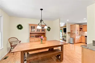 229 Hunting House Rd, Glocester, RI 02857 - Photo 14
