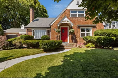 254 Mount Pleasant Avenue, Providence, RI 02908 - Photo 1