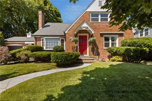 254 Mt Pleasant Ave, Providence, RI 02908 - Photo 1
