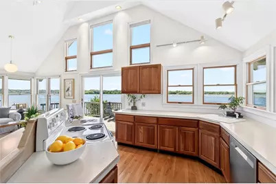 63 Teed Avenue, Barrington, RI 02806 - Photo 8