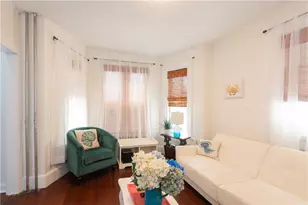 11 Brewer St, Newport, RI 02840 - Photo 2