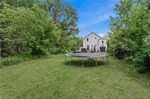 224 Francis Ave, North Providence, RI 02904 - Photo 12