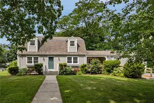7 Heritage Rd, Bristol, RI 02809 - Photo 1
