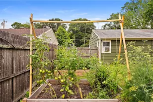 51 Torrington Dr, Warwick, RI 02889 - Photo 34
