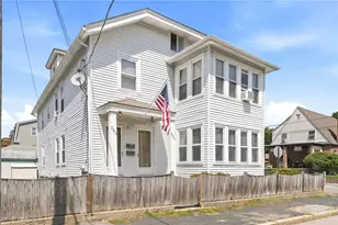 362 Ballou St, Woonsocket, RI 02895 - Photo 2