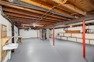 27 Gorizia St, Pawtucket, RI 02860 - Photo 20