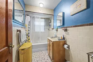 42 Sulyma St, Cumberland, RI 02864 - Photo 14