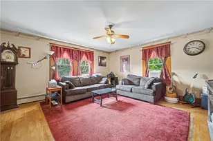 42 Sulyma St, Cumberland, RI 02864 - Photo 10