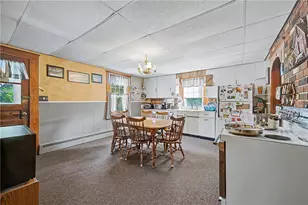 42 Sulyma St, Cumberland, RI 02864 - Photo 8
