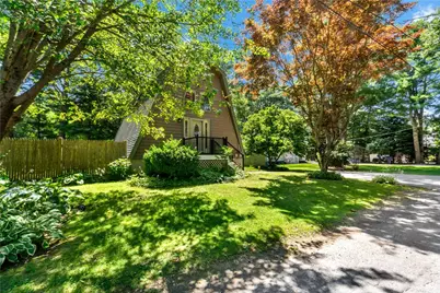 10 Partridge Drive, Exeter, RI 02822 - Photo 2
