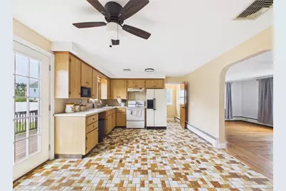 89 Sharon Street, Cranston, RI 02910 - Photo 10