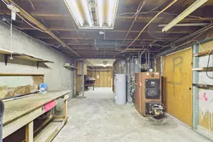 89 Sharon St, Cranston, RI 02910 - Photo 24