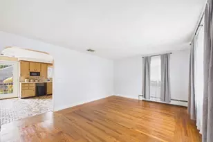 89 Sharon St, Cranston, RI 02910 - Photo 12