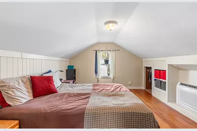 10 Wannisett Avenue, East Providence, RI 02915 - Photo 20