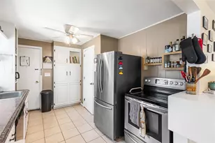 10 Wannisett Ave, East Providence, RI 02915 - Photo 12