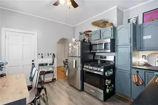 45 Forest St, Providence, RI 02906 - Photo 4