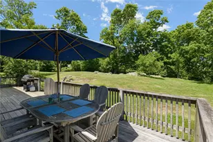 39 Brenton Rd, Newport, RI 02840 - Photo 10