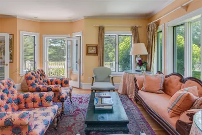 39 Brenton Road, Newport, RI 02840 - Photo 6