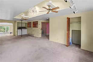20 Colonial Village Rd, Hopkinton, RI 02804 - Photo 28