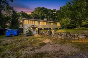 20 Colonial Village Rd, Hopkinton, RI 02804 - Photo 2