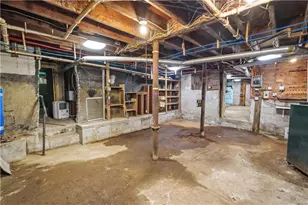 20 Colonial Village Rd, Hopkinton, RI 02804 - Photo 40