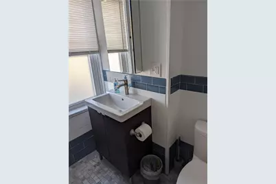 27 Mount Vernon Street #2, Newport, RI 02840 - Photo 16