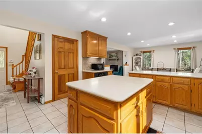 10 Oak Hill Road, Scituate, RI 02831 - Photo 12