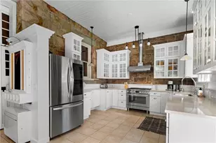 3 Hazard Ave, Newport, RI 02840 - Photo 18