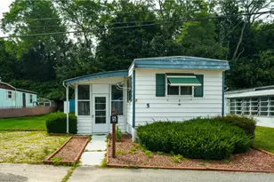 979 Toll Gate Rd, Warwick, RI 02886 - Photo 1