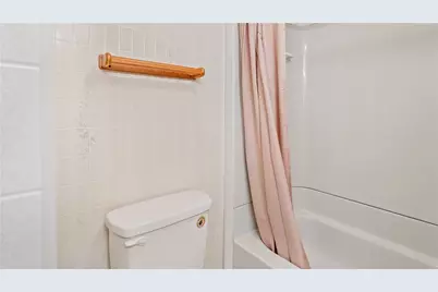 979 Toll Gate Road, Warwick, RI 02886 - Photo 16