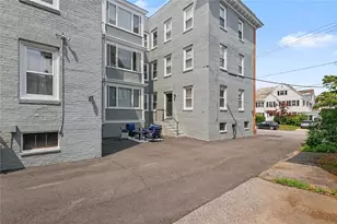 543 Lloyd Ave, Providence, RI 02906 - Photo 24