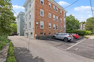 543 Lloyd Ave, Providence, RI 02906 - Photo 26