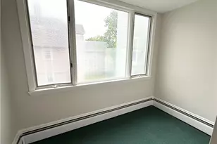 543 Lloyd Ave, Providence, RI 02906 - Photo 32