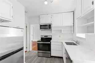 543 Lloyd Ave, Providence, RI 02906 - Photo 10